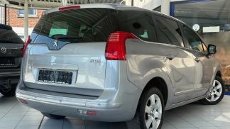 Lízing Hatchback Peugeot 5008 2014