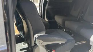 Lízing Hatchback MERCEDES V 220 2015