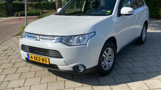 Mitsubishi Outlander 2015