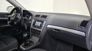 Leasing Sedan Skoda Octavia 2012