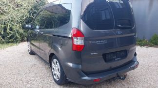 Financování Hatchback Ford Tourneo Courier 2016