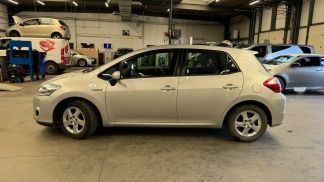 Lízing Hatchback Toyota Auris 2010