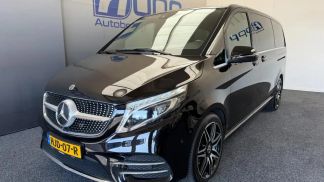 Lízing Hatchback MERCEDES V 300 2020