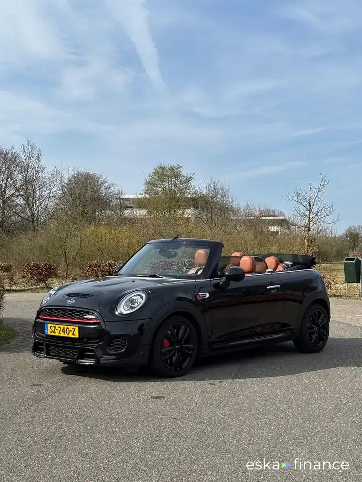 Financování Konvertibilní MINI John Cooper Works 2018