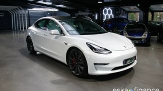 Lízing Sedan Tesla Model 3 2019