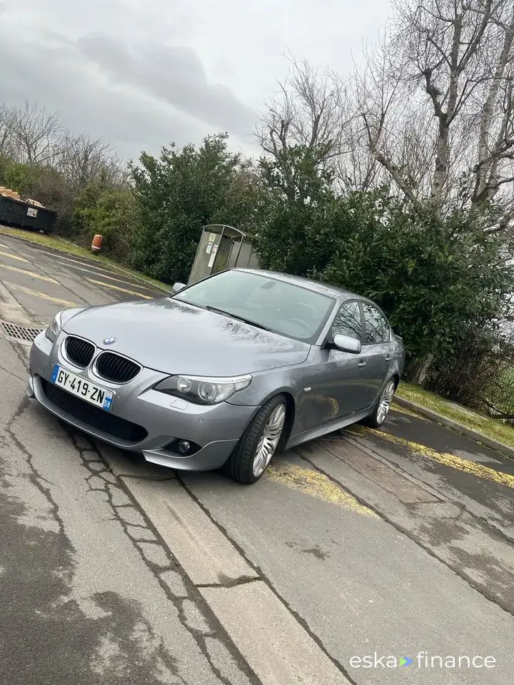 Financování Sedan BMW 525 2025
