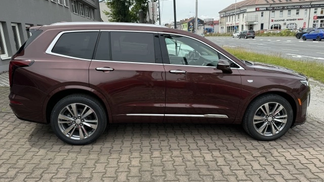 Financování SUV Cadillac XT6 2024