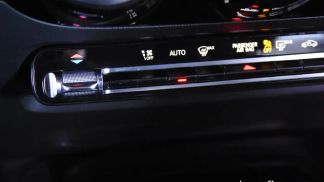 Lízing Hatchback MERCEDES B 180 2019