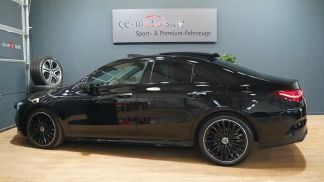 Lízing Sedan MERCEDES CLA 200 2023