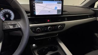 Lízing Sedan Audi A4 2021