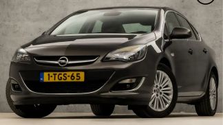 Lízing Sedan Opel Astra 2014
