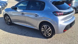 Lízing Hatchback Peugeot 208 2023