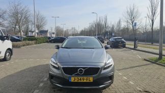Lízing Sedan Volvo V40 Cross Country 2017