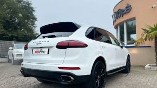 Lízing SUV Porsche Cayenne 2015