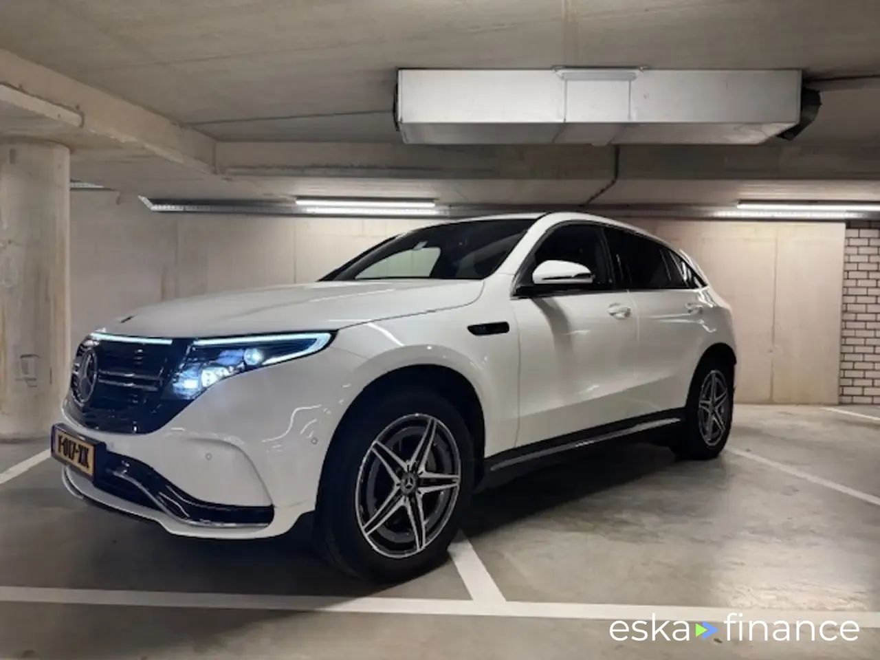 Finansowanie Wóz MERCEDES EQC 400 2021