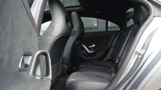 Lízing Sedan MERCEDES CLA 200 2024