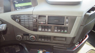 Leasing Tractor unit Volvo 460 2019