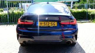 Lízing Sedan BMW 330 2019
