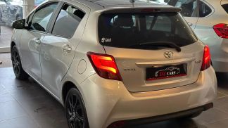 Financování Sedan Toyota Yaris 2015