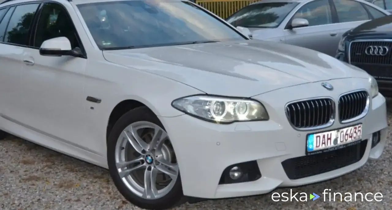 Lízing Kombi BMW 520 2013