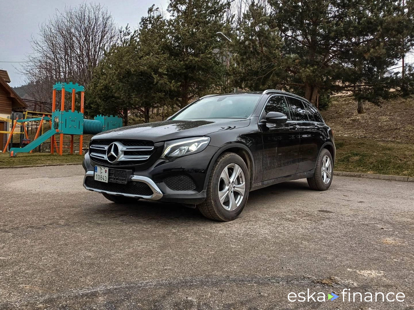 Lízing SUV MERCEDES GLC SUV 2016