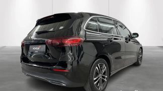 Lízing Hatchback MERCEDES B 180 2023