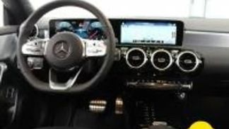 Lízing Sedan MERCEDES CLA 180 2020