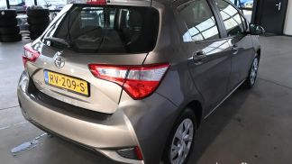 Lízing Hatchback Toyota Yaris 2018