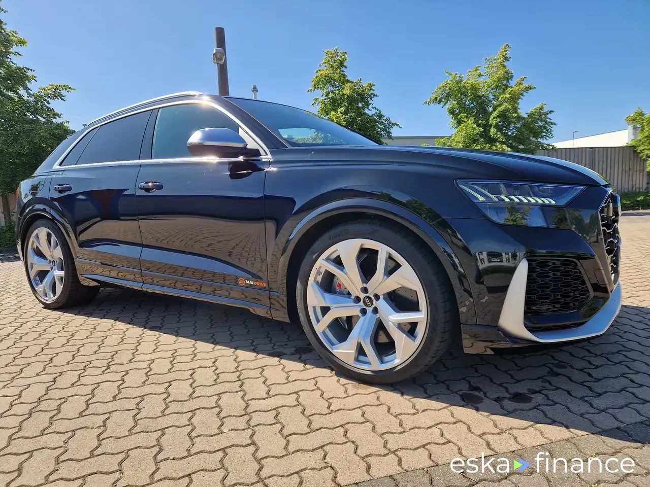 SUV Audi RS Q8 2023