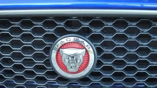 Lízing Sedan Jaguar XE 2017