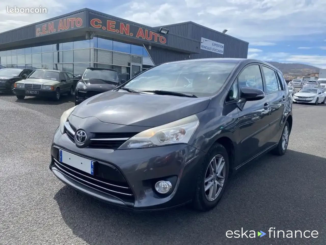 Leasing Hayon Toyota Verso 2016