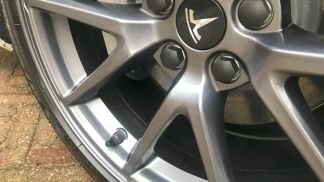 Lízing Sedan Tesla Model 3 2021