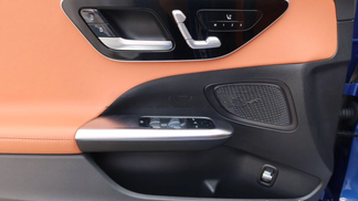 Lízing Sedan MERCEDES C TRIEDA 2021