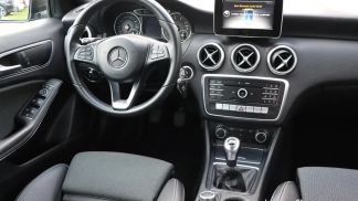 Leasing Hatchback MERCEDES A 160 2016