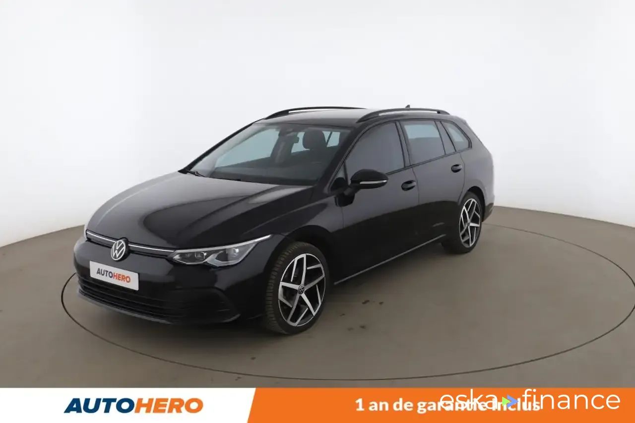 Lízing Kombi Volkswagen Golf 2021