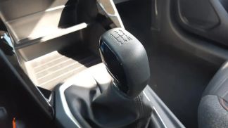 Lízing Hatchback Peugeot 208 2022
