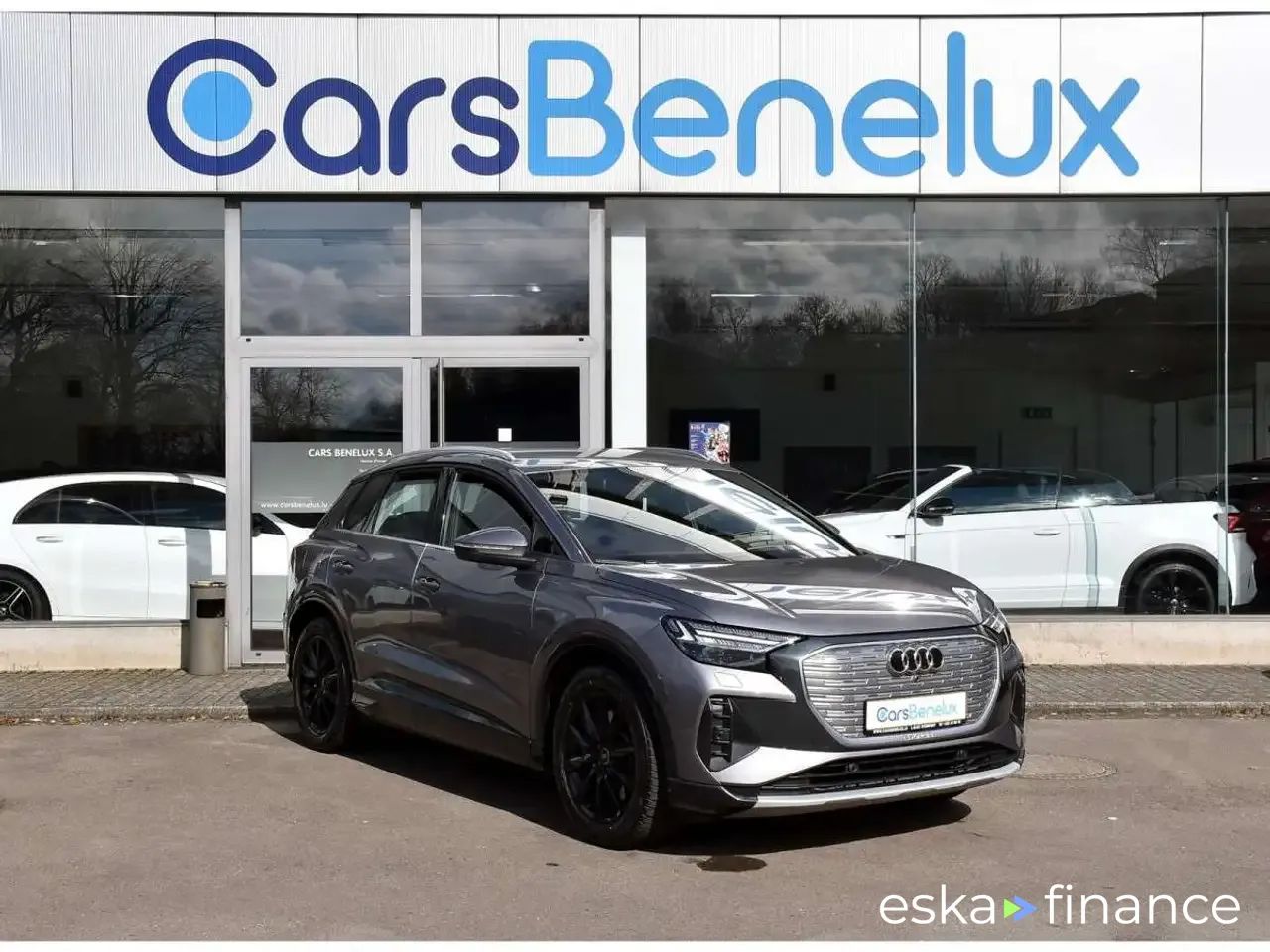 Finansowanie SUV Audi Q4 E-TRON 2021