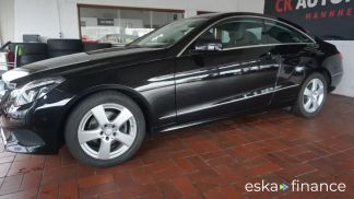 Financování Kupé MERCEDES E 220 2016