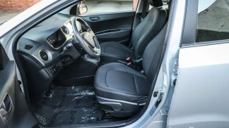 Lízing Sedan Hyundai i10 2017