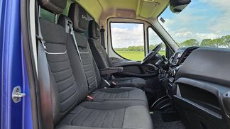 Finansowanie Zamknięte pudełko Iveco DAILY 50C18 2023