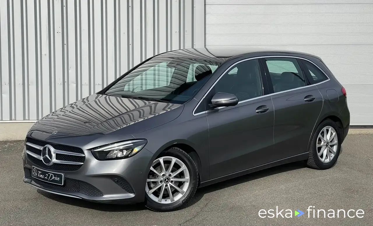 Lízing Osobná doprava MERCEDES B 180 2019