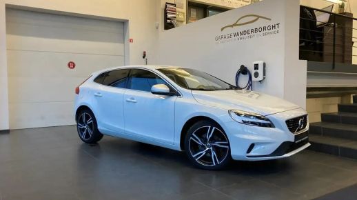 Volvo V40 2020