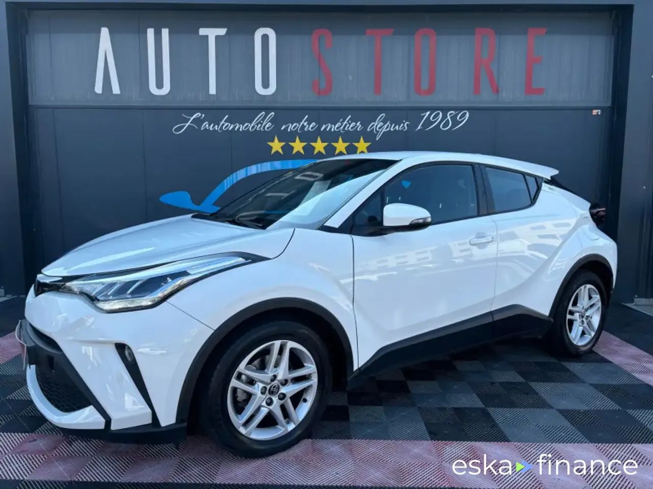 Leasing SUV Toyota Dyna 2022