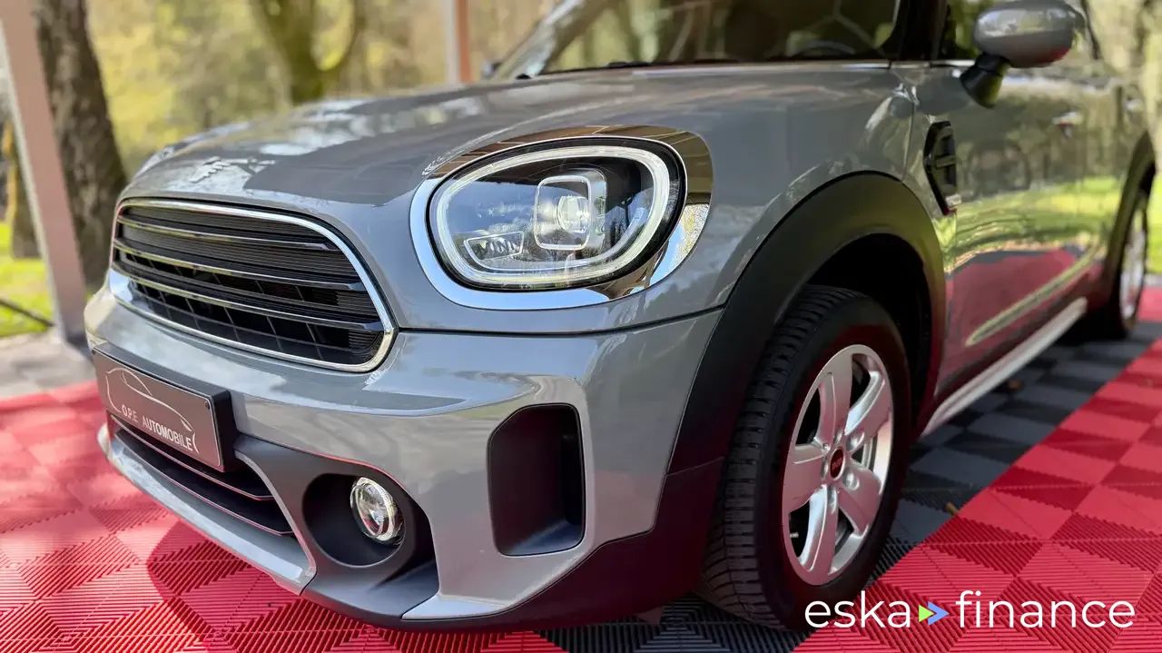 Lízing Hatchback MINI One Countryman 2022