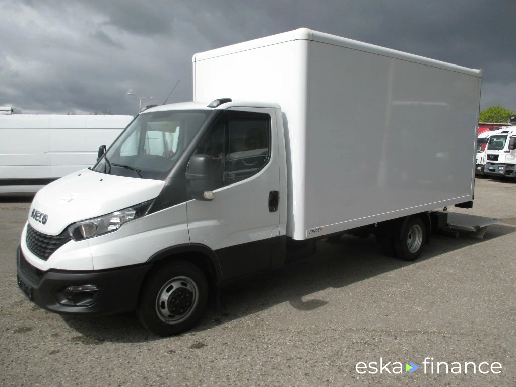 Van Iveco DAILY 2021