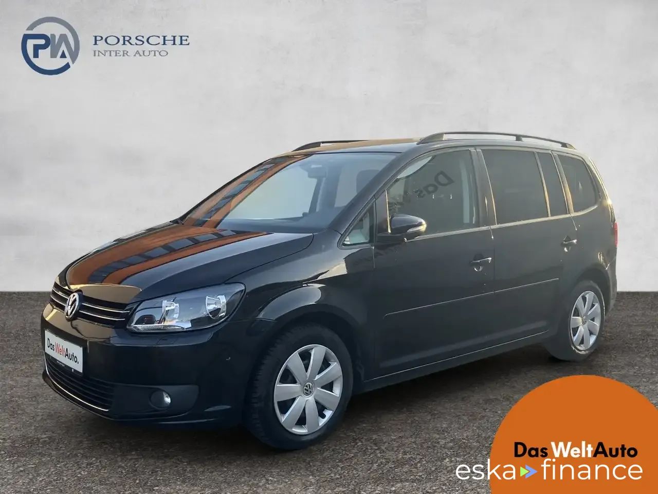 Lízing Hatchback Volkswagen Touran 2014