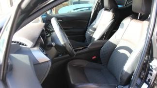 Lízing SUV Toyota C-HR 2017