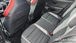 Lízing Sedan Volkswagen GOLF GTI 2023