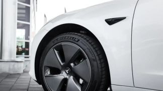 Finansowanie Sedan Tesla Model 3 2023