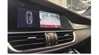 Lízing Sedan Alfa Romeo Giulia 2023